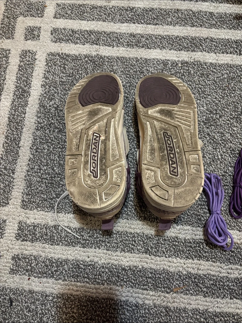 Jordan Kids Cream and Purple High-Top Sneakers